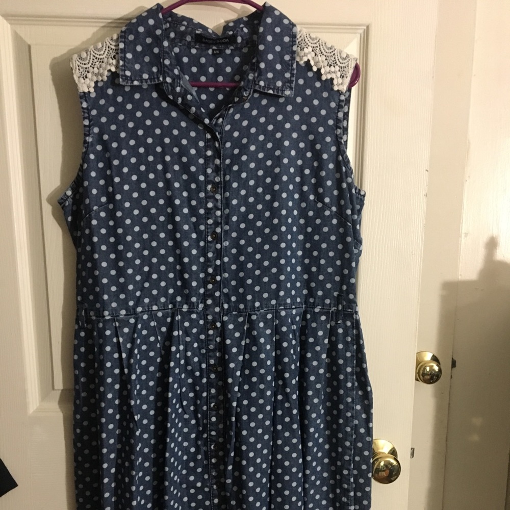 Polka dot midi dress NWOT